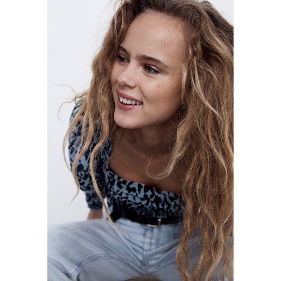 NEW Zara Blue Leopard Animal Square Neck Crop Top - Picture 4 of 9